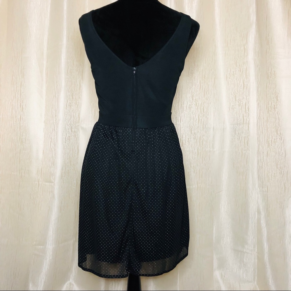 LBD - Picture 2 of 3